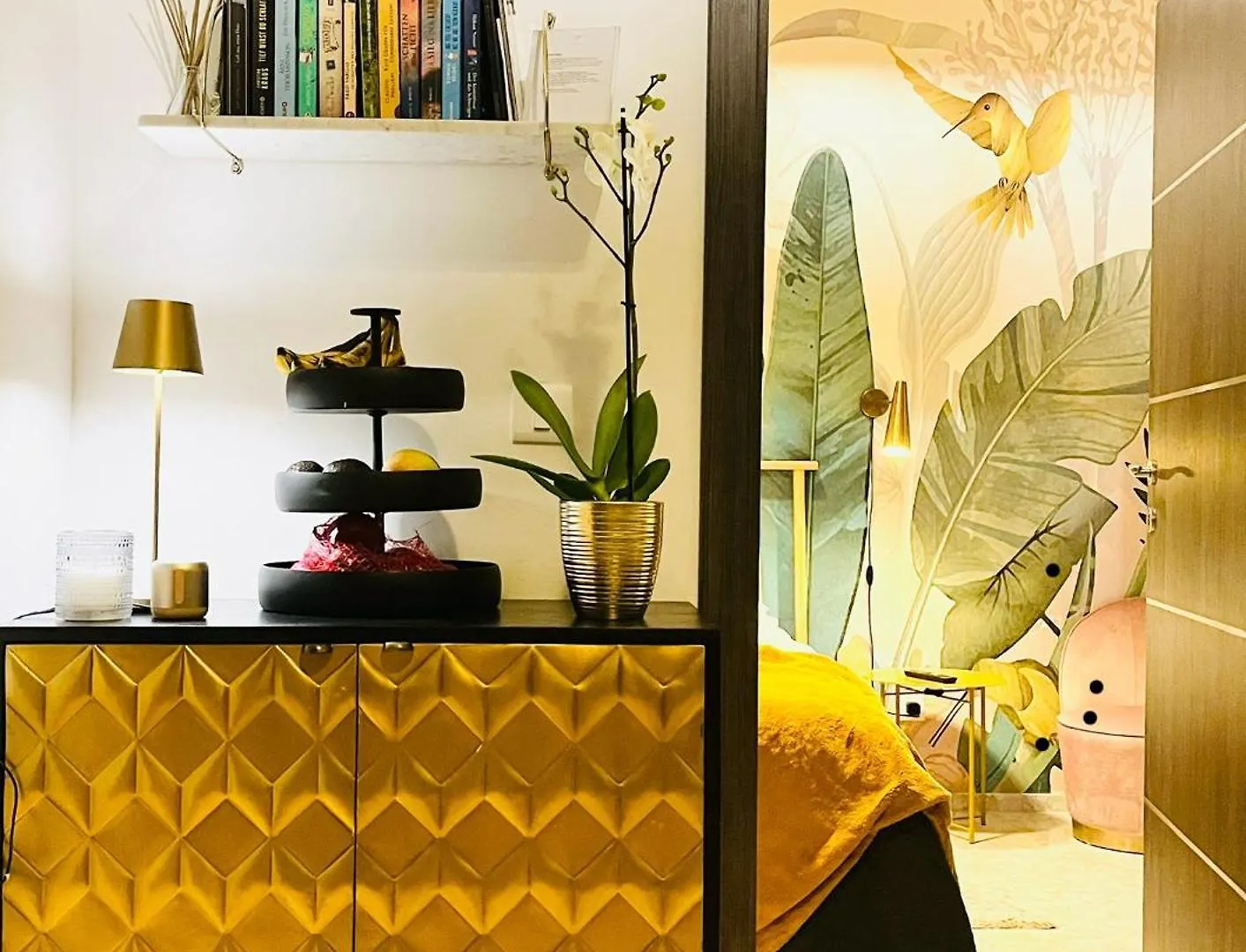 Apartment NEU COLIBRI-Design-Appartment mit großer Terrasse, Zugang zur Bucht Pjescana Uvala